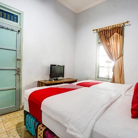 Oyo 90771 Mess 19 Syariah Hotel บันดาร์ ลัมปุง ภายนอก รูปภาพ